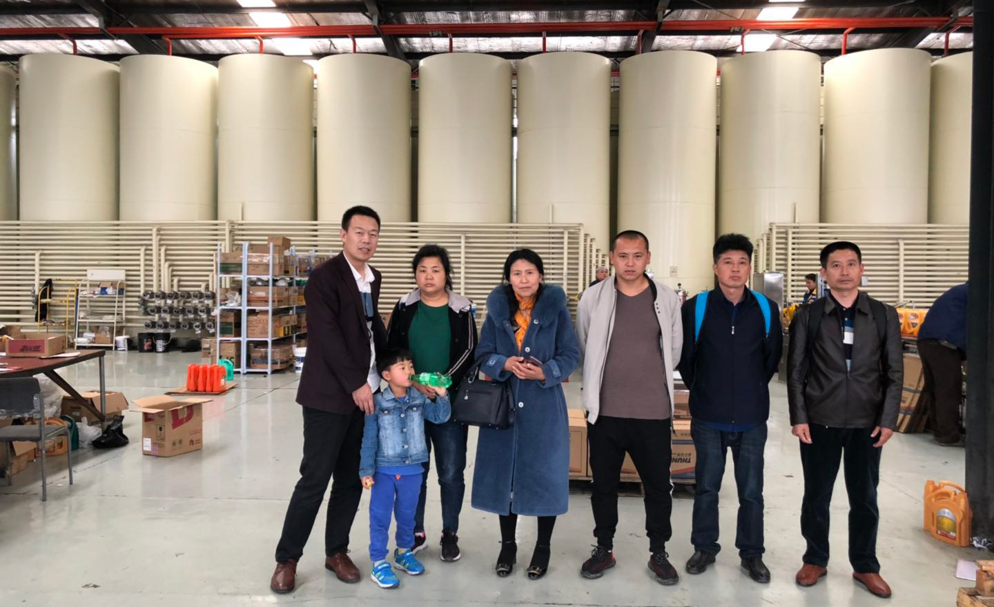 鲁尔润滑油济南地区代理商携优秀终端客户来公司参观考察